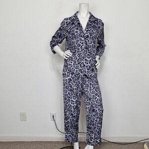 Van Winkle & Co Purple Black Animal Print Mobwife Top & Pants Pajama Set Size M